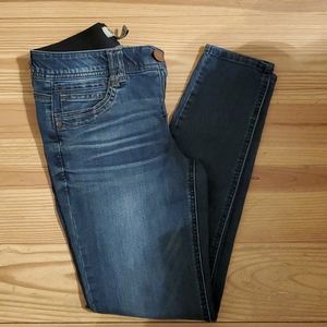 Democracy skinny jean